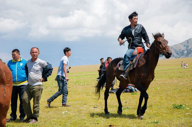 xinjiang_horse-games-3